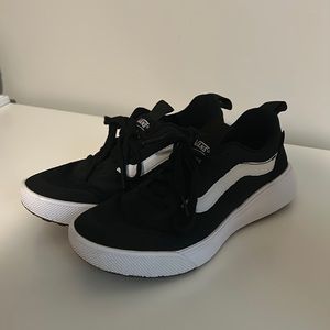 Vans Ultra Range Sneakers